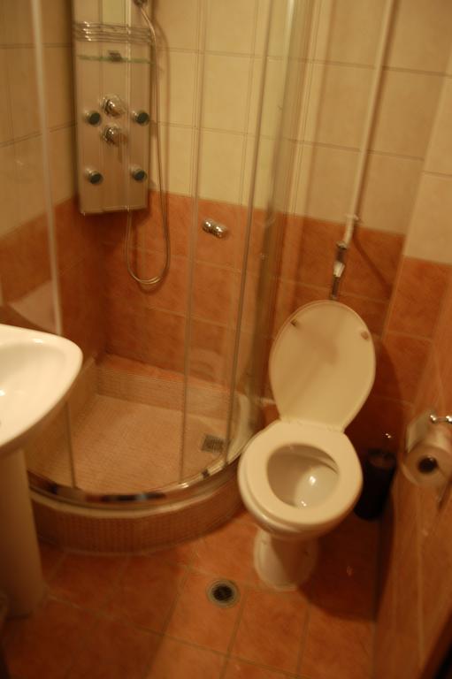 Diethnes Larissa Exteriör bild